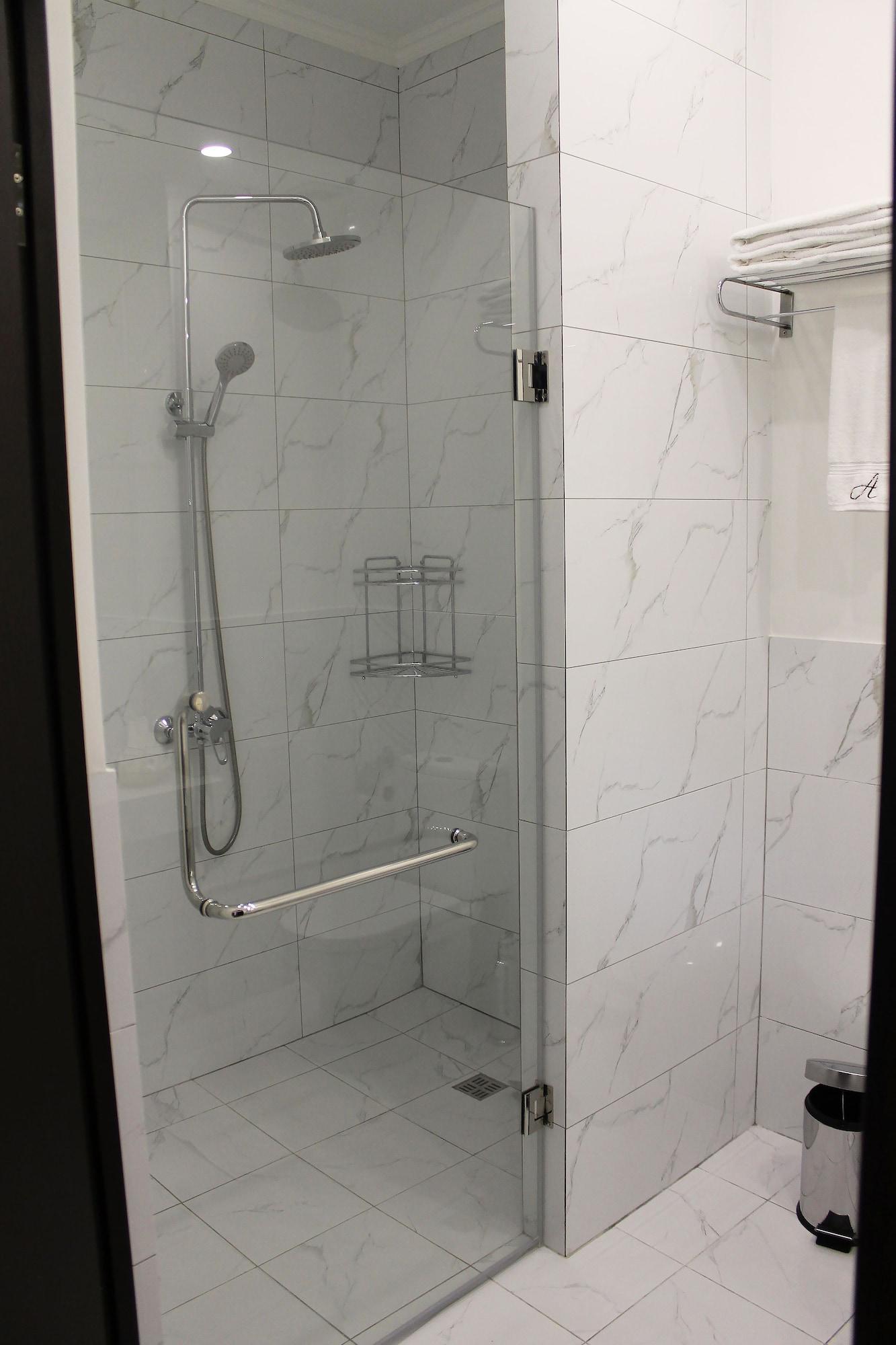 Ambassador Hotel Almaty Ngoại thất bức ảnh
